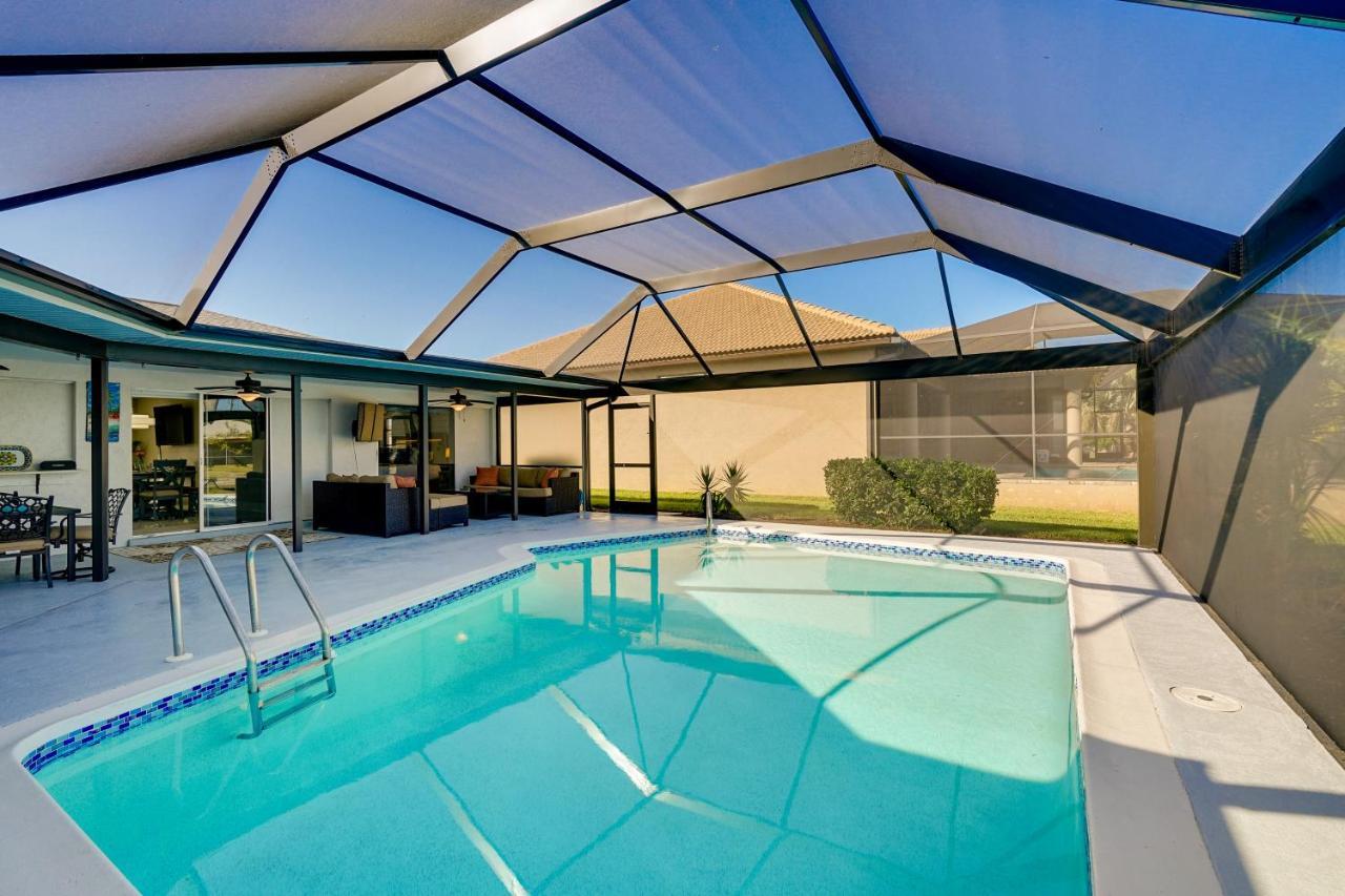 Waterfront Cape Coral Home With Private Pool! Luaran gambar